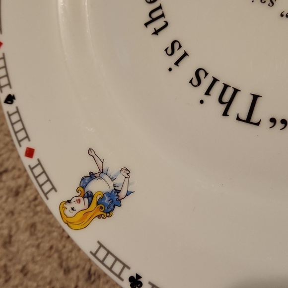 Alice in Wonderland Cafe Paul Cardew Set 2 Dinner Plates 2010 - Picture 3 of 6